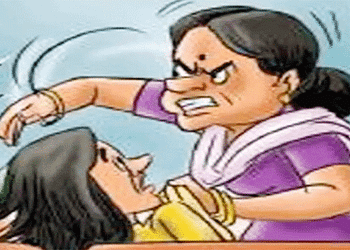 sonipat haryana news daughter-in-law beat up mother-in-law for roti