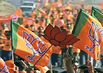 प्रत्याशियों