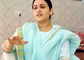 अपर्णा यादव