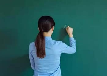 शिक्षामित्रों