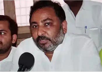 रोड टैक्स