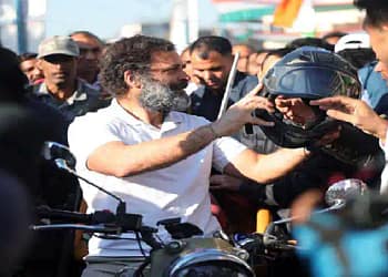 Rahul Gandhi decided to contest again