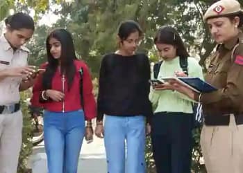 Mahila Thana police team