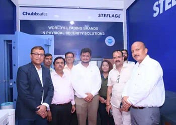 स्टीलएज और चबसेफ्स