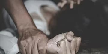 Obsence pictures viral