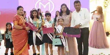 सुपर मॉम क्राउन सीजन