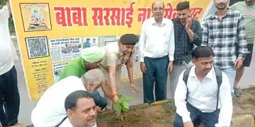 एक पेड़ मां के नाम अभियान