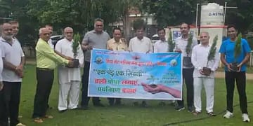 संरक्षक देवेंद्र मिगलानी, अध्यक्ष बलदेव दावड़ा व सभी ट्रस्टीगण