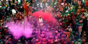How and When to Celebrate Holi in 2026