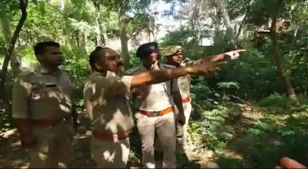 सिर कटी लाश