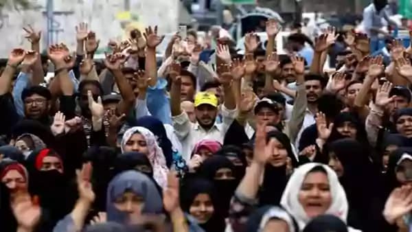 छात्रों