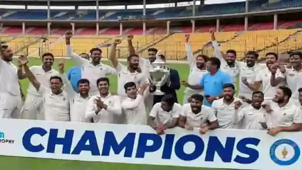 चंद्रकांत पंडित