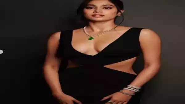 जाह्नवी कपूर