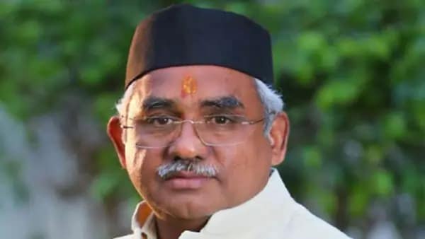 व्यापारी