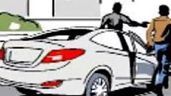 Car robbed at gun point