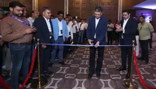 हिंदवेयर इटैलियन कलेक्शन टाइल्स