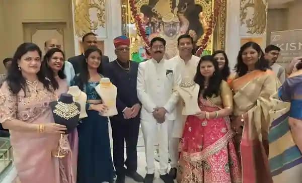 भारत का अग्रणी और सबसे भरोसेमंद डायमंड एंड गोल्ड ज्वेलरी ब्रांड