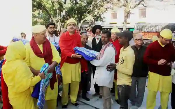 Blankets and Bhandara