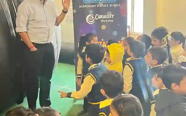 Telescopic Moon Watch