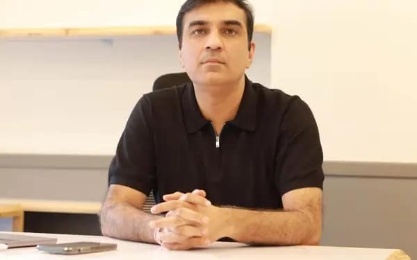 ब्रिक एंड बोल्ट